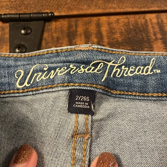 Universal Threads High Rise Skinny - Picture 3 of 6